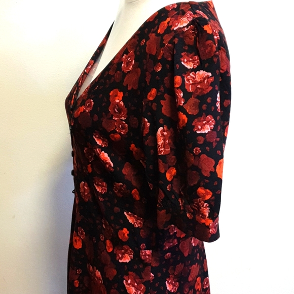🎈SALE! Bundle 3 for $30.Dotti floral dress - Picture 2 of 5